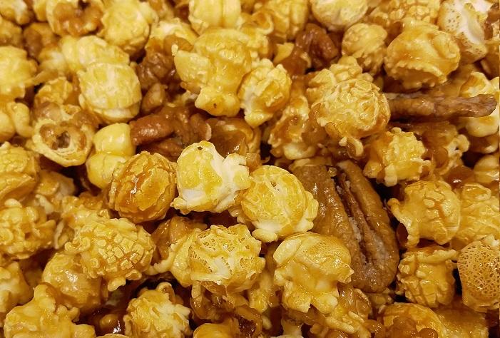 Caramel Pecan Popcorn - 12oz Bag - Pecan Treats | Texas Pecan Cakes