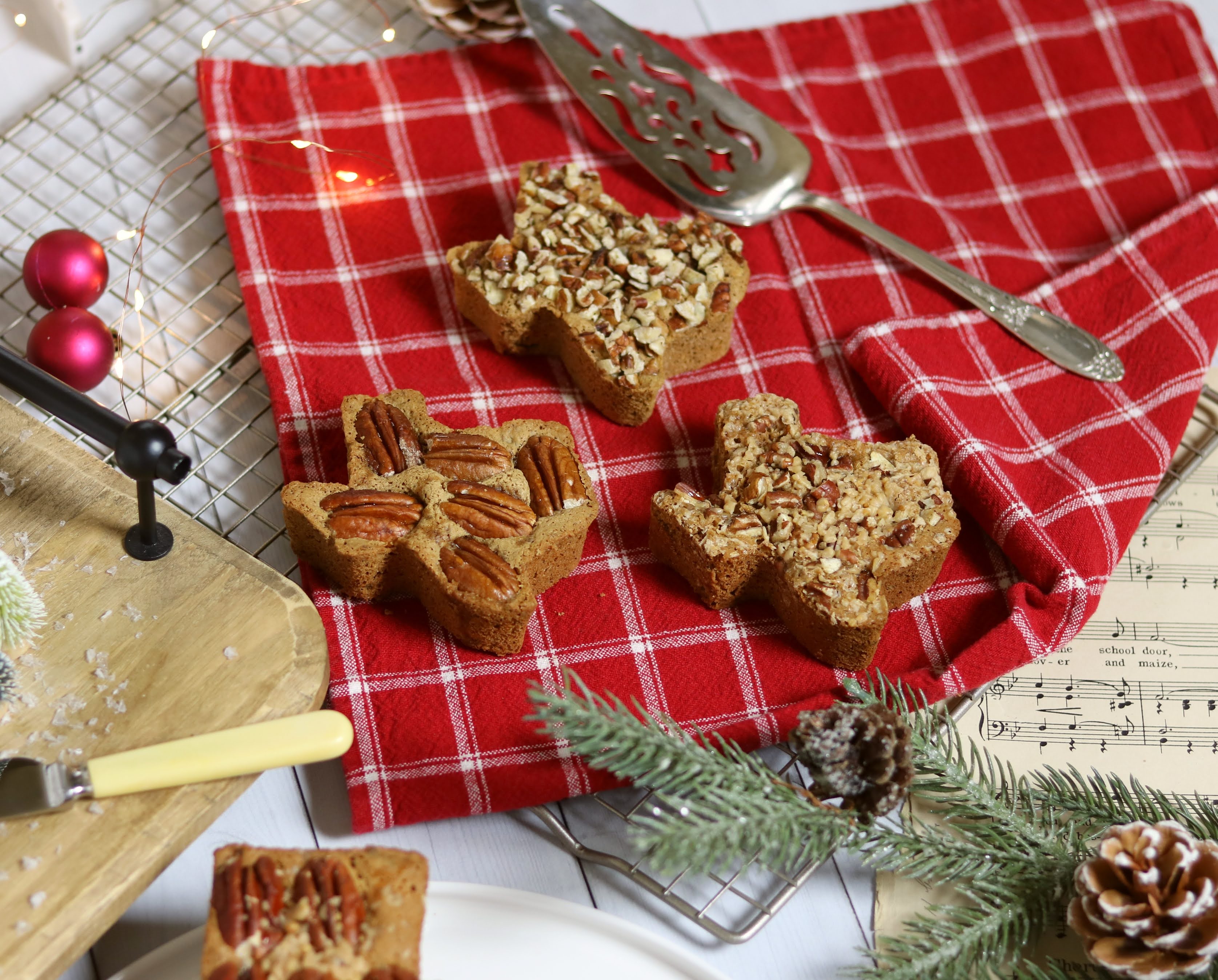 Surprise Your Loved Ones with a Unique Texan Twist This Holiday Season - Texas Pecan Cakes